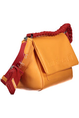 Bolso de hombro naranja elegante con detalles contrastantes