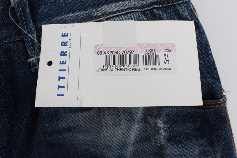 Auténticos jeans de lavado azul de ajuste regular