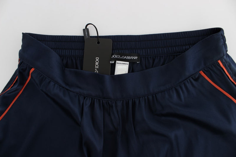 Eleganti mini pantaloncini di seta in seta