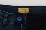 Schlanke, schlanke italienische Designerjeans