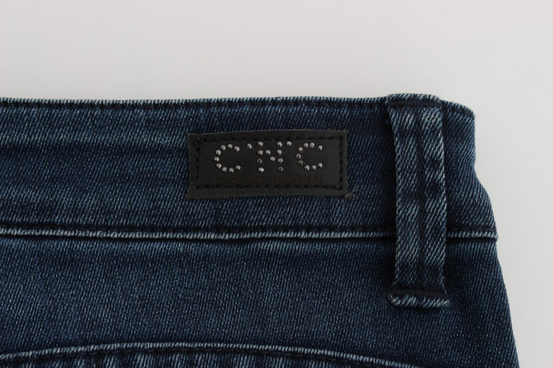 Schlanke, schlanke italienische Designerjeans