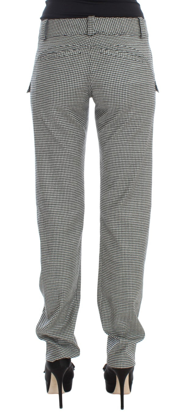 Pantalones de ajuste regulares en blanco y negro a cuadros elegantes