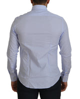 Elegante camicia in abito azzurro