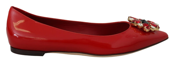 Mocasines de cristal de ante rojo: elegancia exquisita