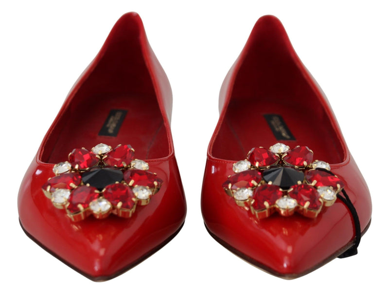 Mocasines de cristal de ante rojo: elegancia exquisita