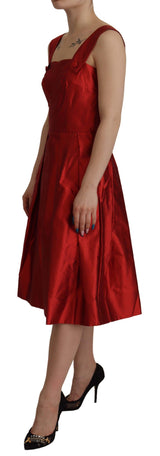 Vestido midi de línea de seda roja radiante