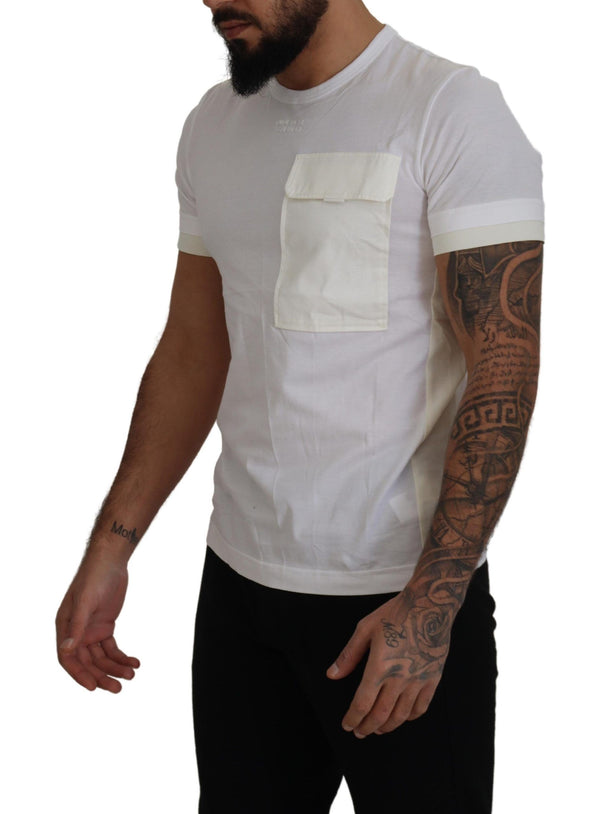 Elegante camiseta de algodón blanco con bolsillo de pecho DG