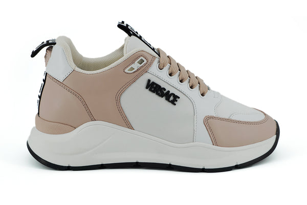 Sneakers de splendeur rose poudre