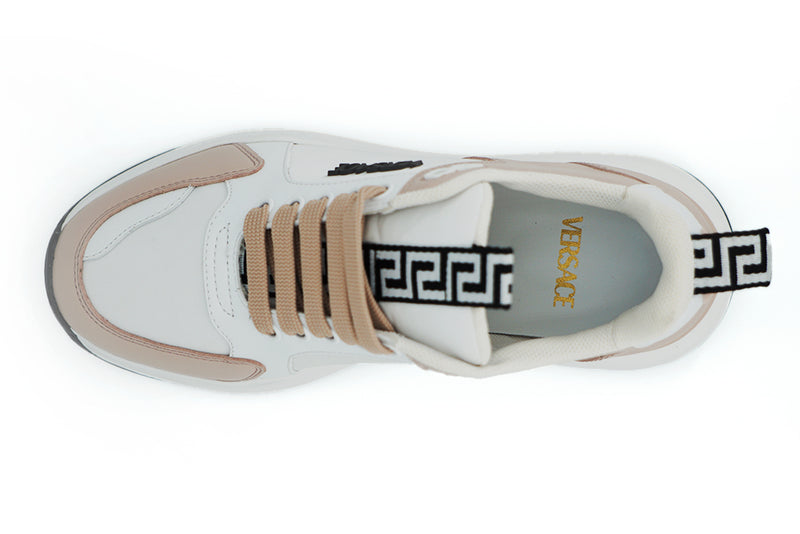 Sneakers de splendeur rose poudre