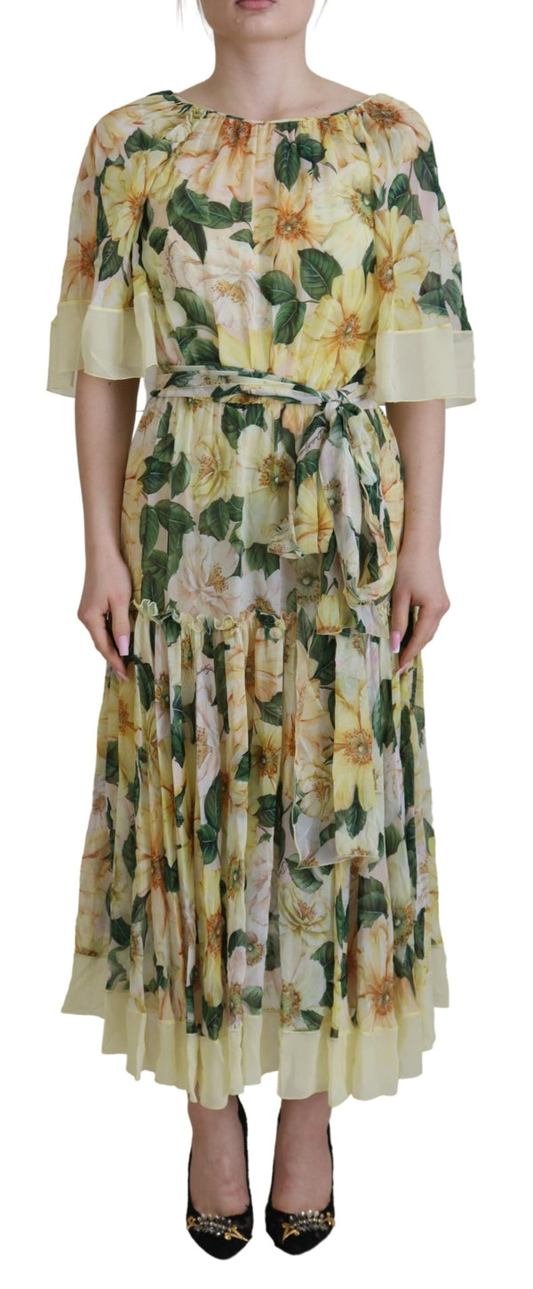 Robe maxi plissée en soie florale