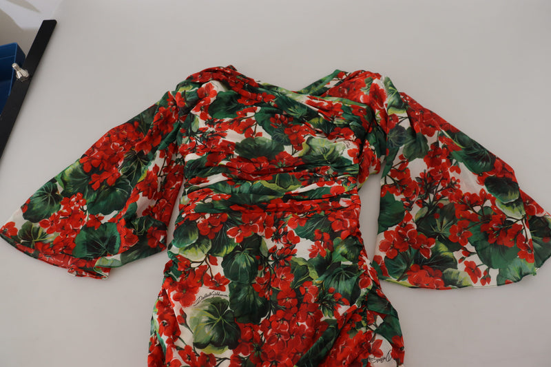 Enchanting Floral Print Sheath Dress