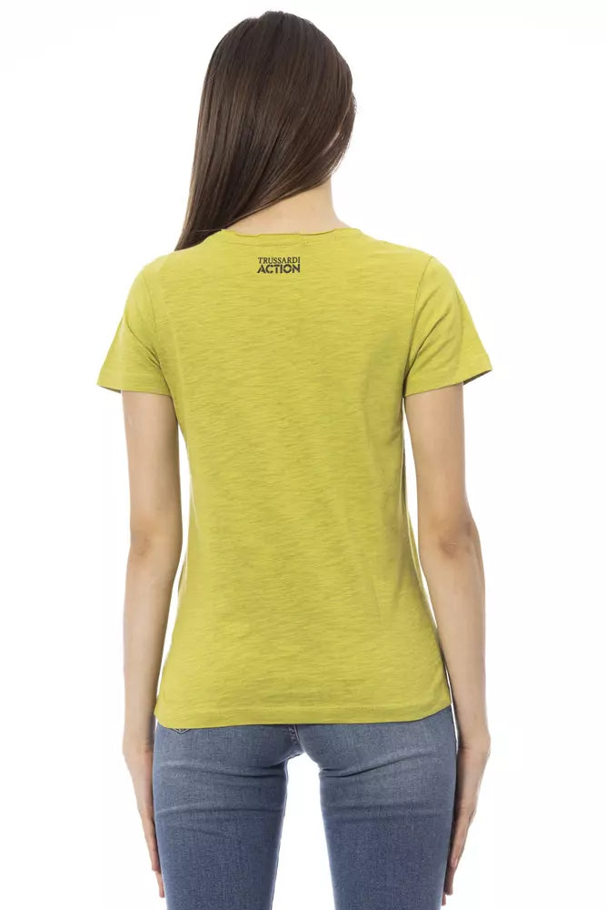 Elegante camiseta verde con estampado frontal elegante