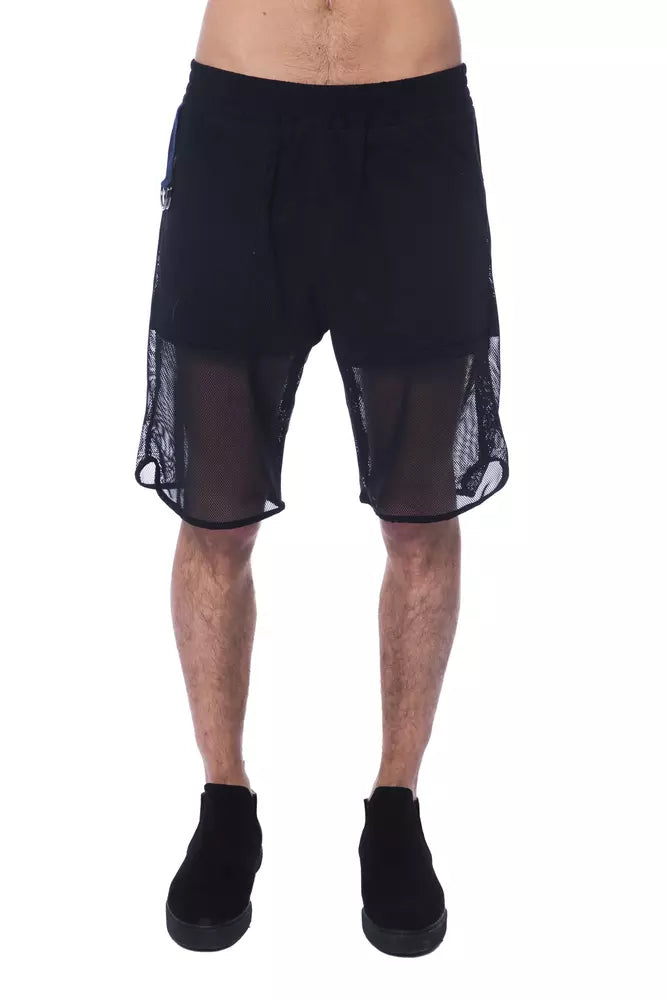 Erhöhen Sie Ihren Stil mit schicken transparenten Panel-Shorts