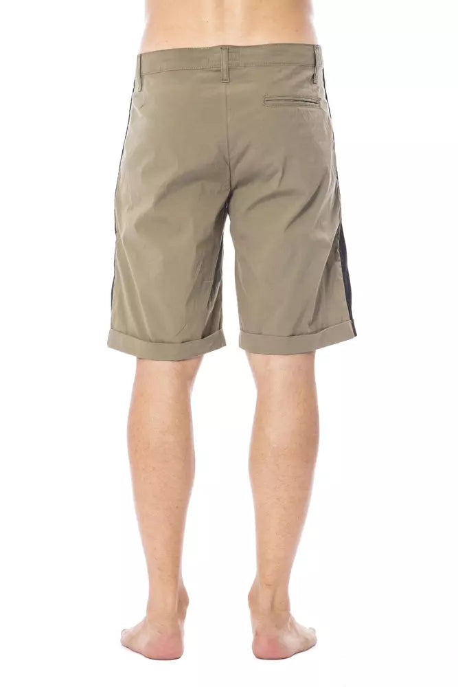 Shorts sur mesure aux tons de l'armée