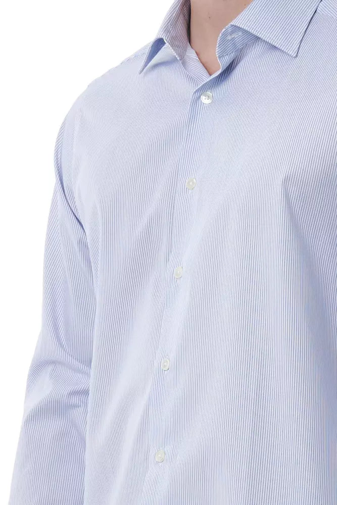 Elegante camicia di cotone il colletto italiano