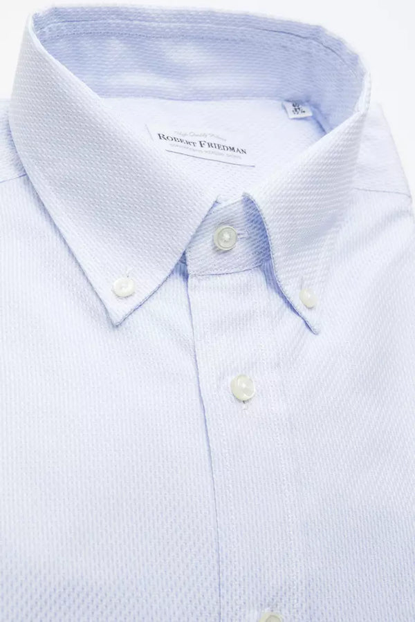 Chemise boutonnée en coton bleu clair élégant