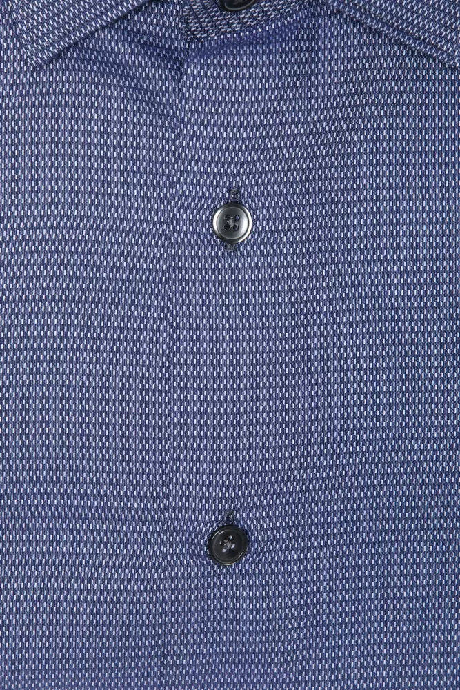 Camisa de cuello delgada de algodón azul elegante