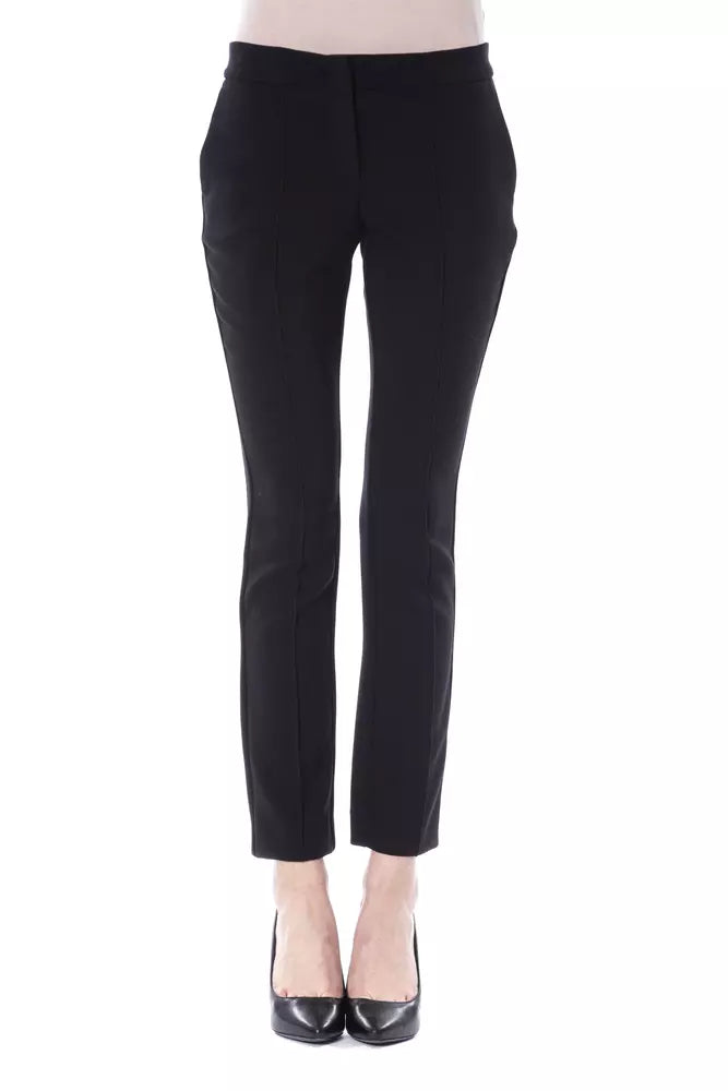 Pantalon skinny noir élégant avec des détails uniques