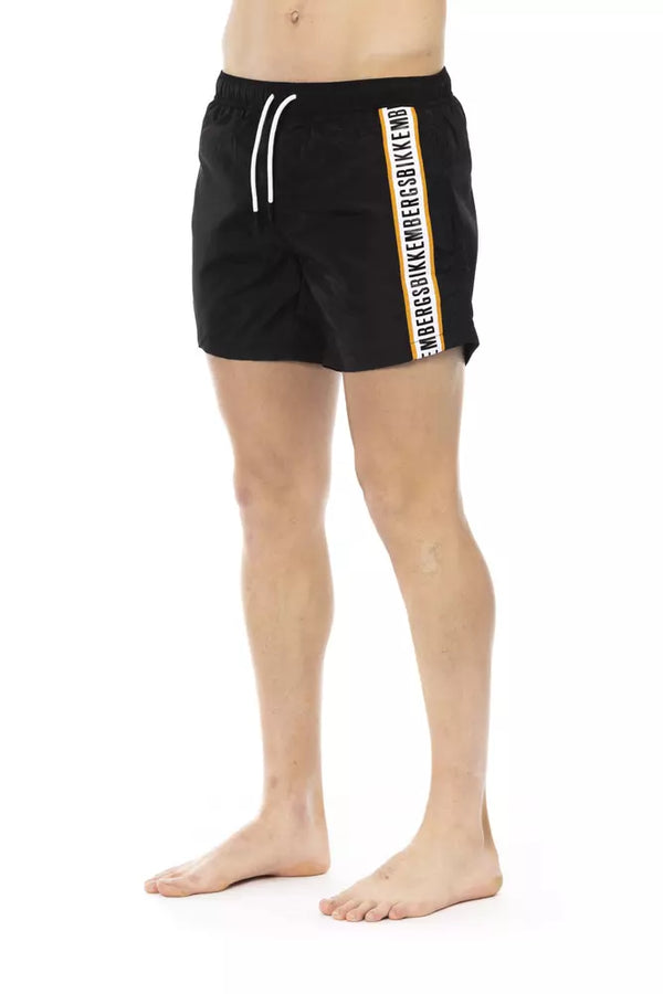 Sleek Black Swim Shorts con detalles de cinta deportiva