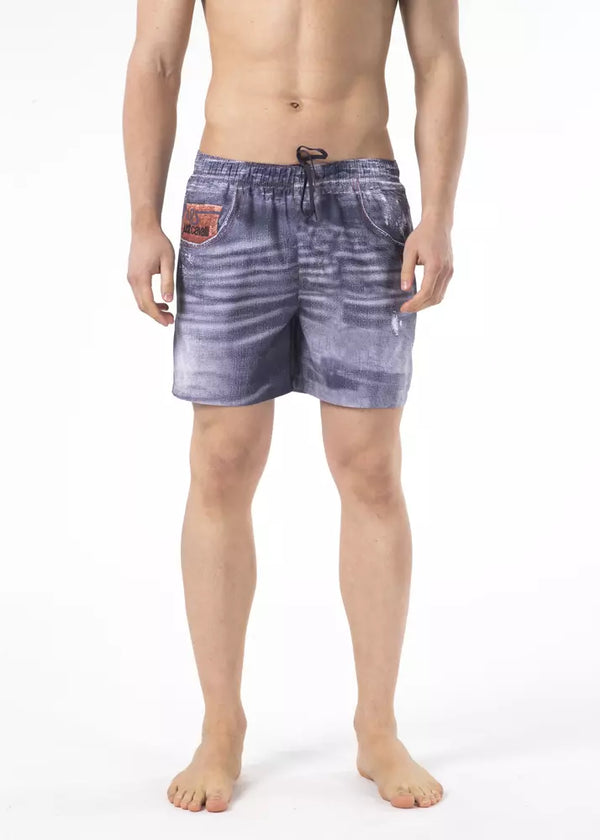 Schicke blau gedruckte Strandshorts