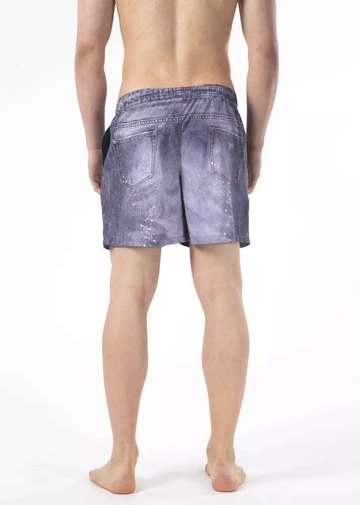 Schicke blau gedruckte Strandshorts