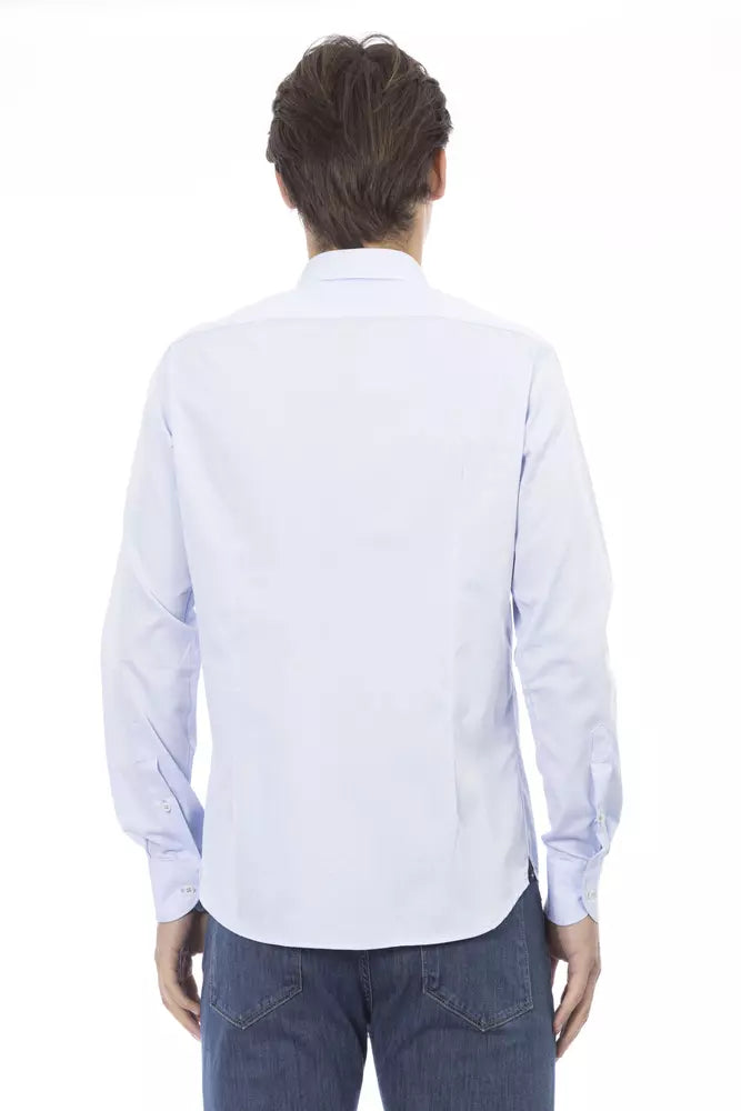 Elegante camicia di cotone azzurro in forma slim