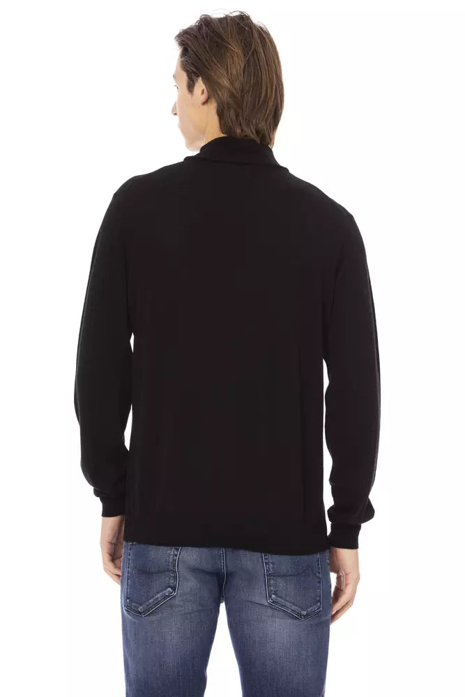 Schlanker schwarzer Rollkragenpullover -Pullover