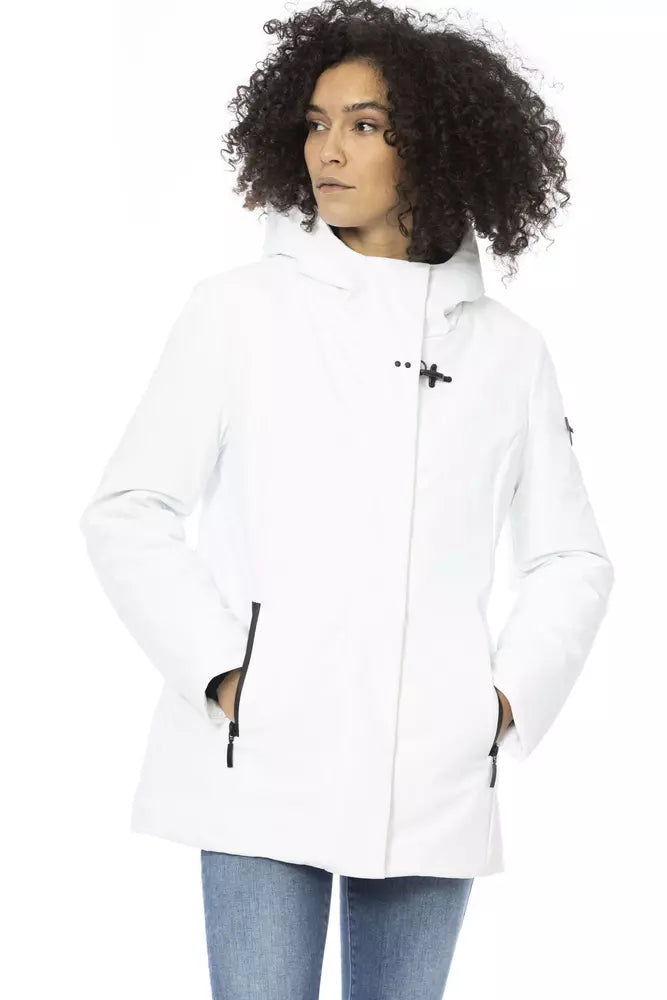 Veste blanche élégante avec capuche réglable