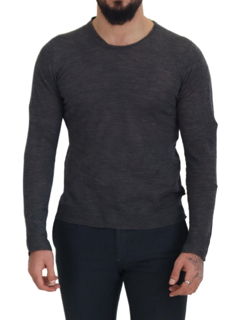 Maglione elegante e grigio