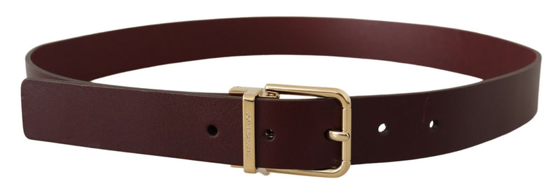 Ceinture en cuir marron élégante avec boucle dorée