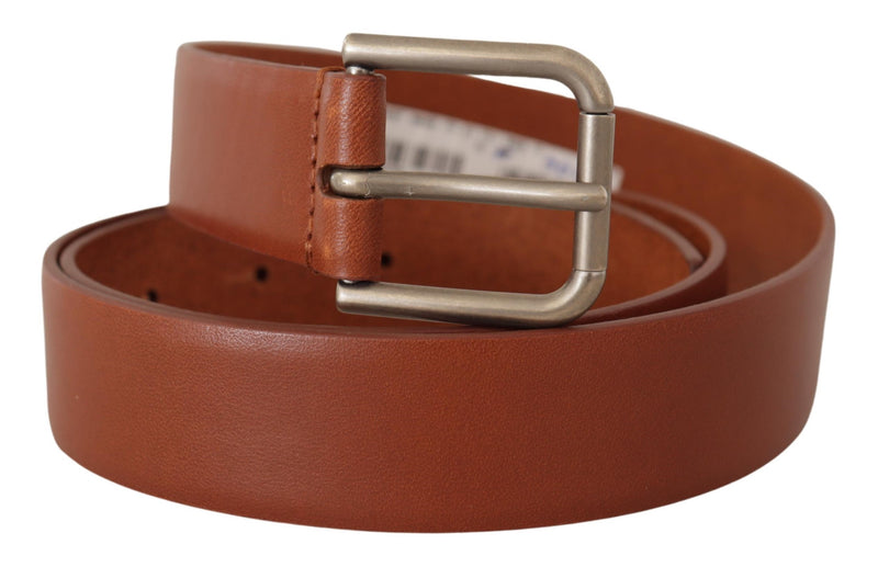 Ceinture en cuir élégante avec boucle en métal