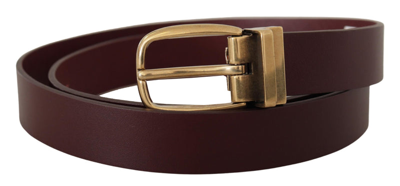 Ceinture en cuir brun élégant avec boucle dorée