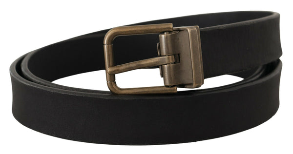 Ceinture en cuir noir élégant avec boucle en métal vintage