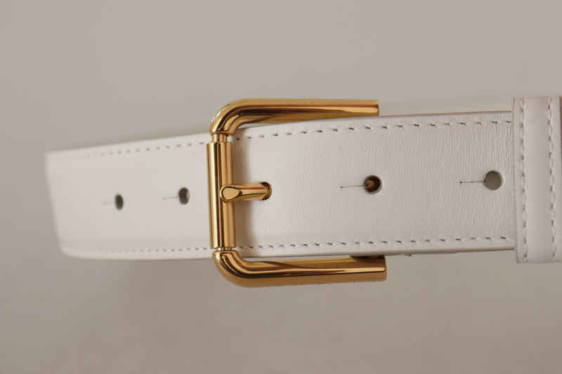 Ceinture en cuir blanc chic avec boucle gravée en or