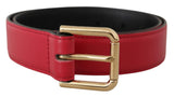 Ceinture en cuir rouge élégante avec boucle dorée