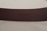 Ceinture en cuir marron élégante avec boucle gravée