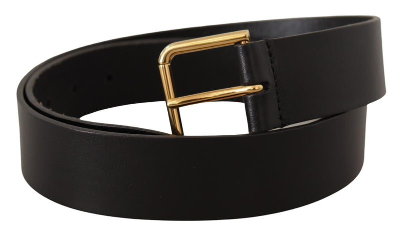 Ceinture en cuir noir élégant avec boucle dorée