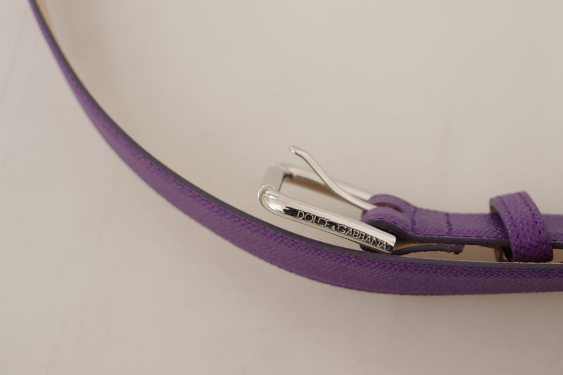 Elegante cintura in pelle viola con fibbia logo