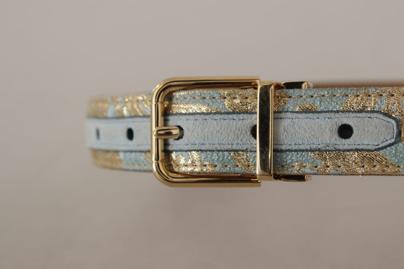 Ceinture en cuir bleu clair élégant avec boucle dorée