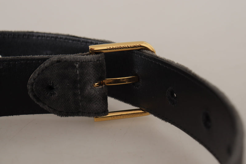 Ceinture en velours élégante avec boucle gravée