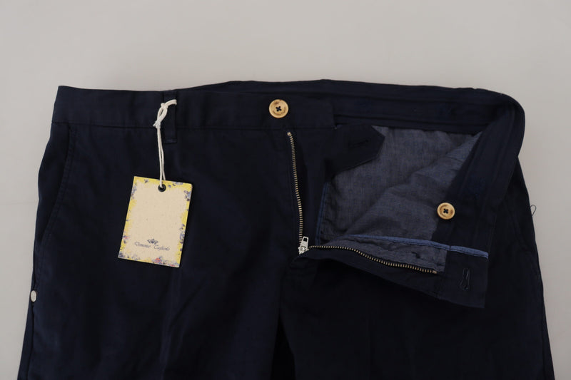 Elegantes pantalones de chino azul oscuro delgado