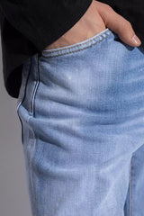 Fantastici jeans di schizzi blu chiaro