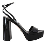 Eleve tu elegancia con tacones negros brillantes