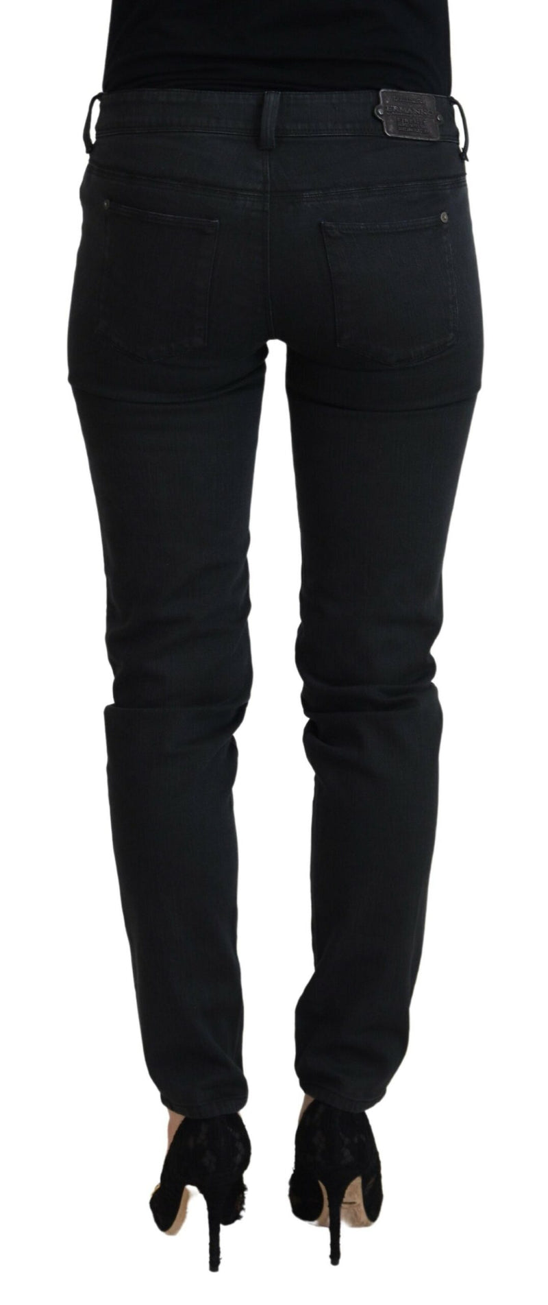 Chic jeans flacos negros de cintura baja