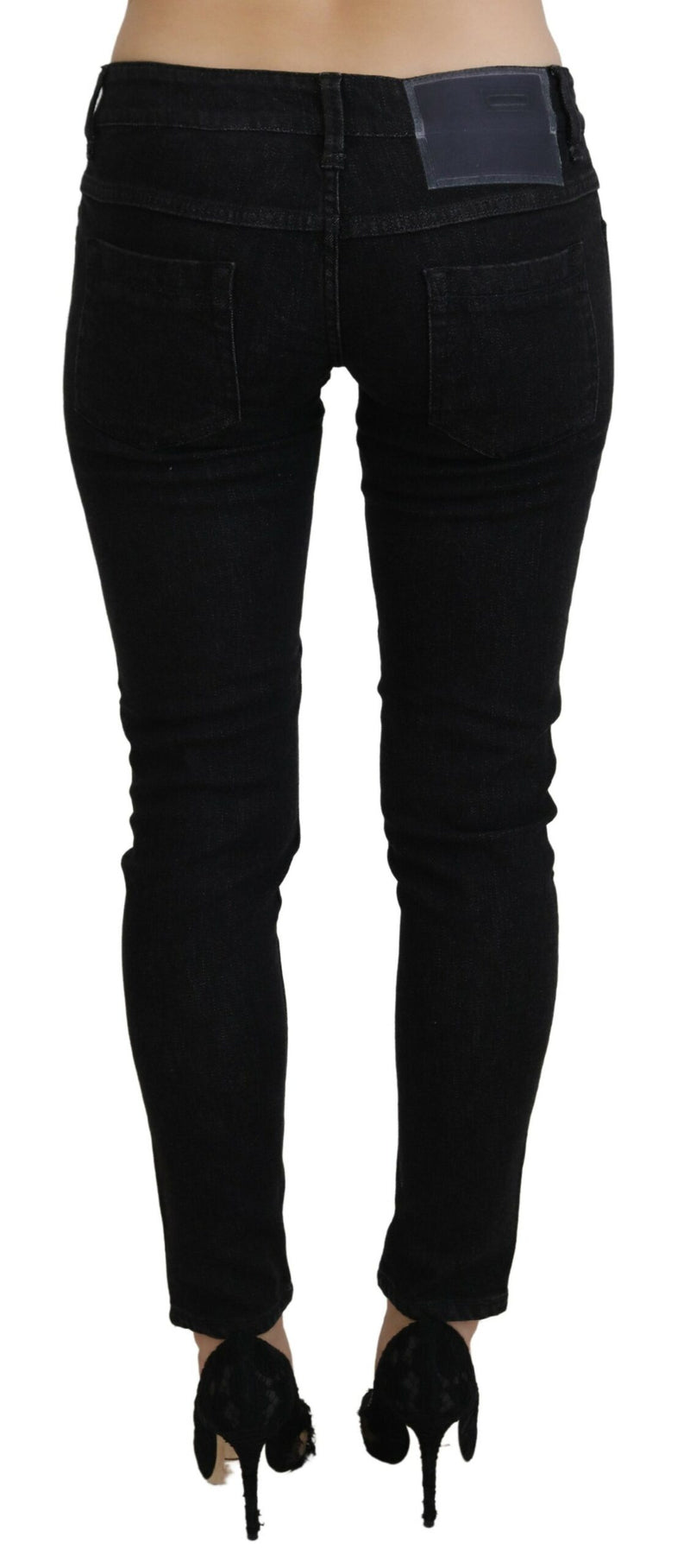 Elegante denim in forma slim cotone in nero