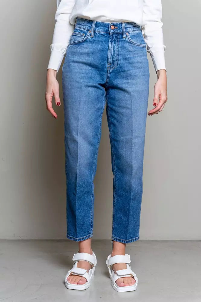 Αυξημένο μπλε high-waist denim για γυναίκες