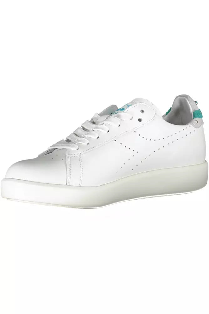 Chic White Lace-up Sneakers with Contrasting Accents