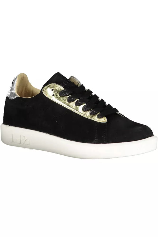 Eleganti sneaker in pelle nera con dettagli contrastanti