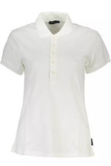 Polo blanco elegante de manga corta