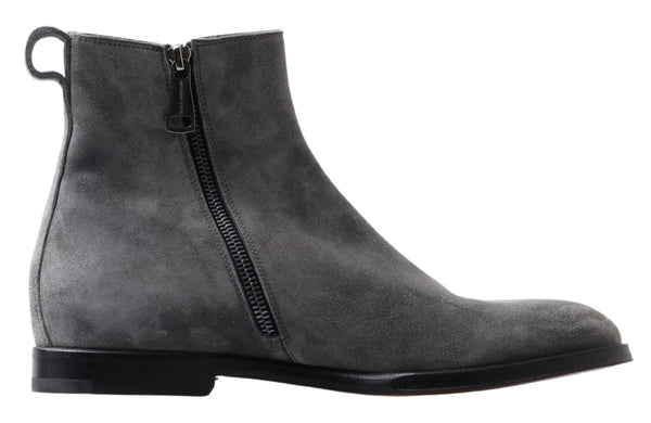 Elegantes botas grises de cuero Chelsea